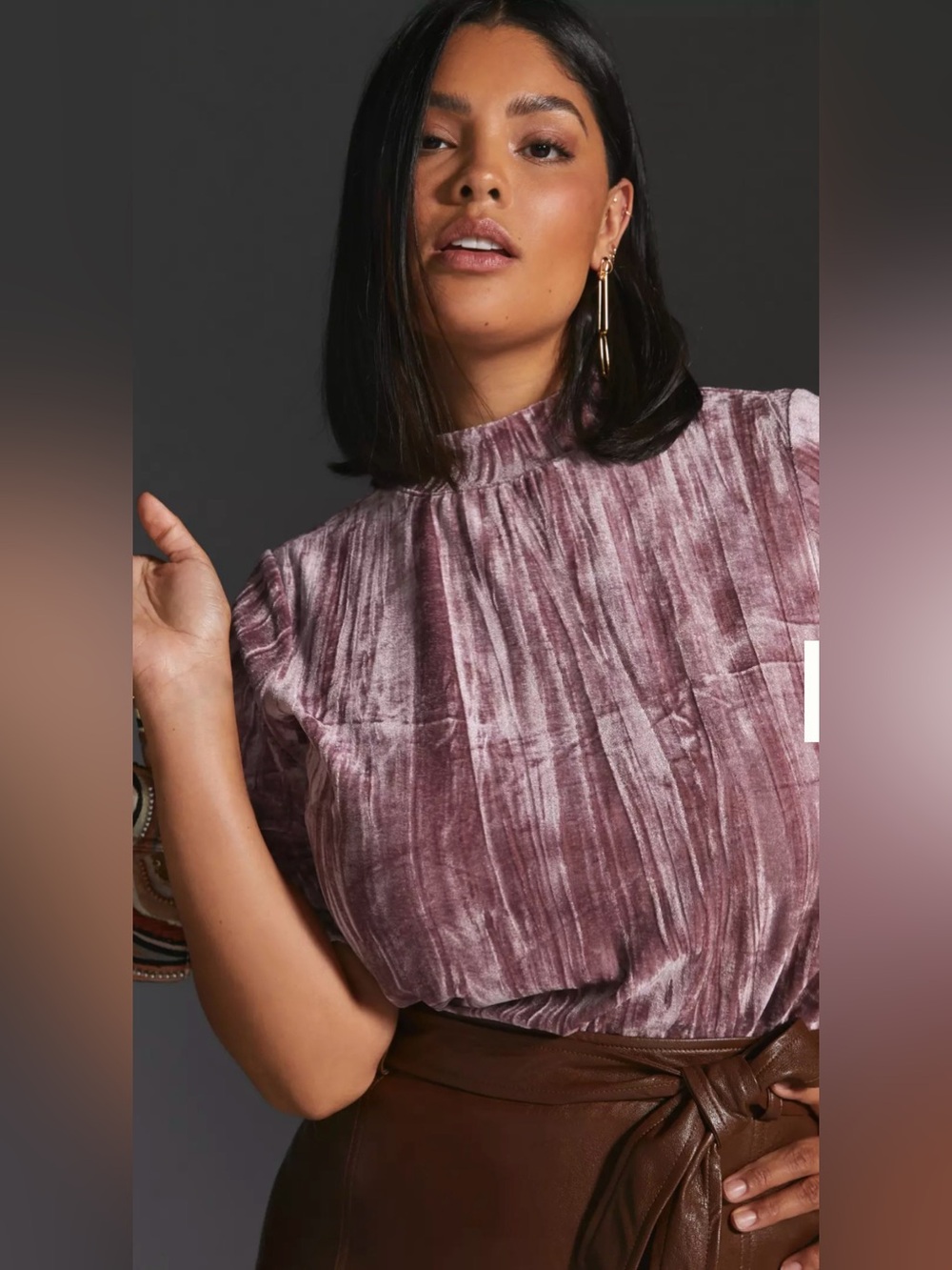 PILCRO VELVETEEN MOCK-NECK TOP! - Picture 4 of 9